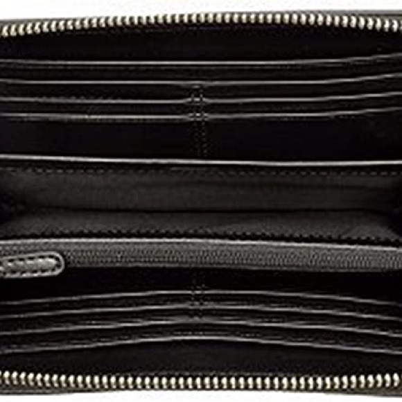 NWT Coach 50095 Black Campbell Signature Buckle Zip Around Accordion Wallet Belo - Picture 3 of 6